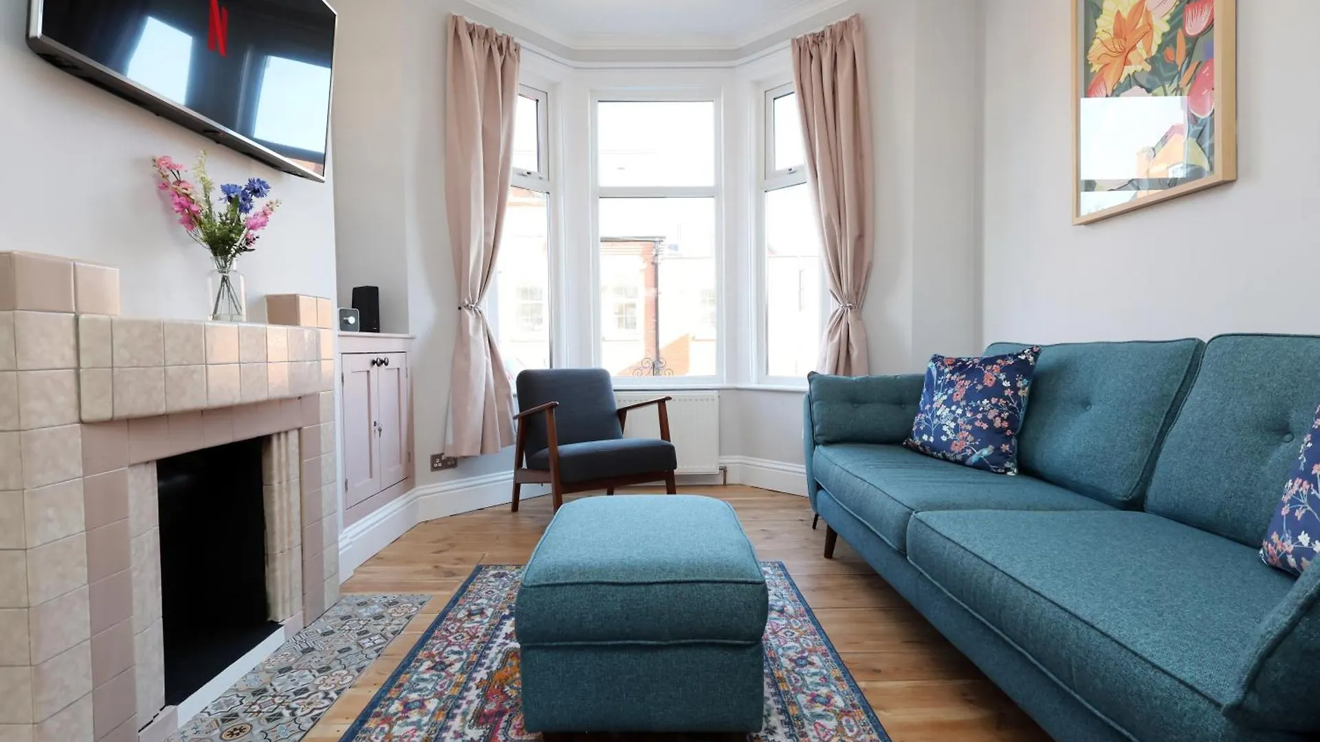 Cwmdare House - Home Near Cardiff City Centre